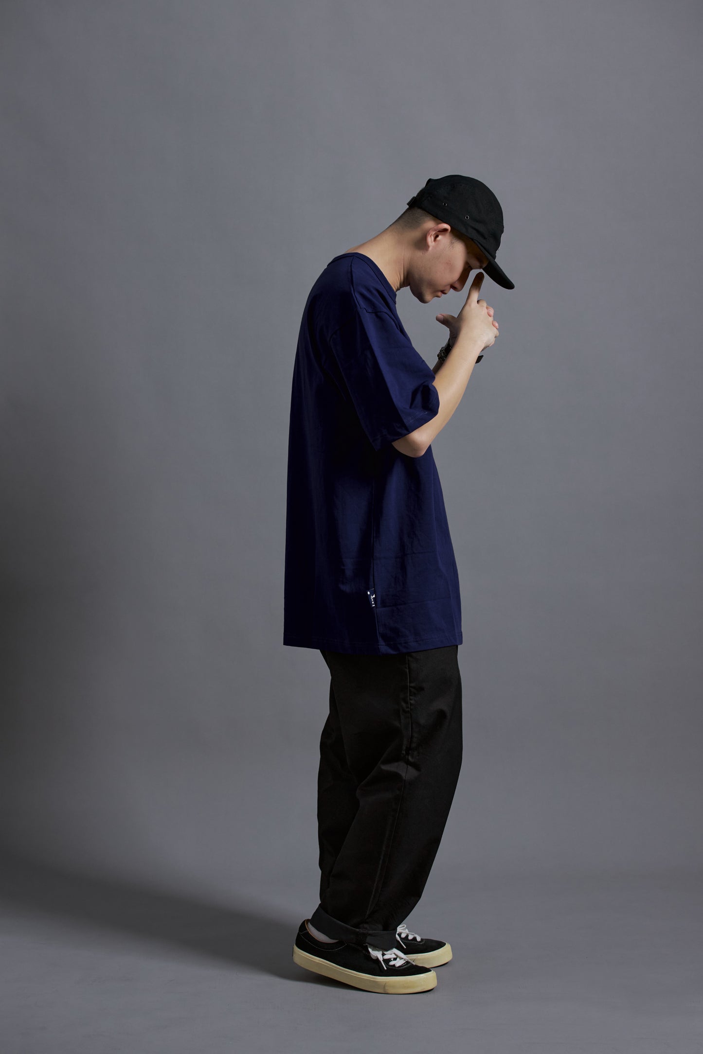 MOONANDBEAM LOGO TEE (NAVY BLUE)