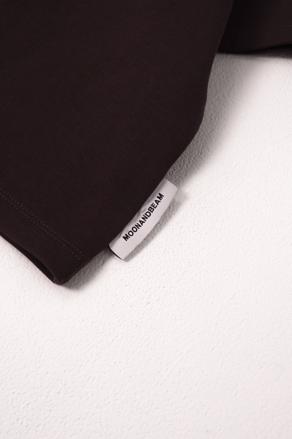 MAHOGANY CROP TEE
