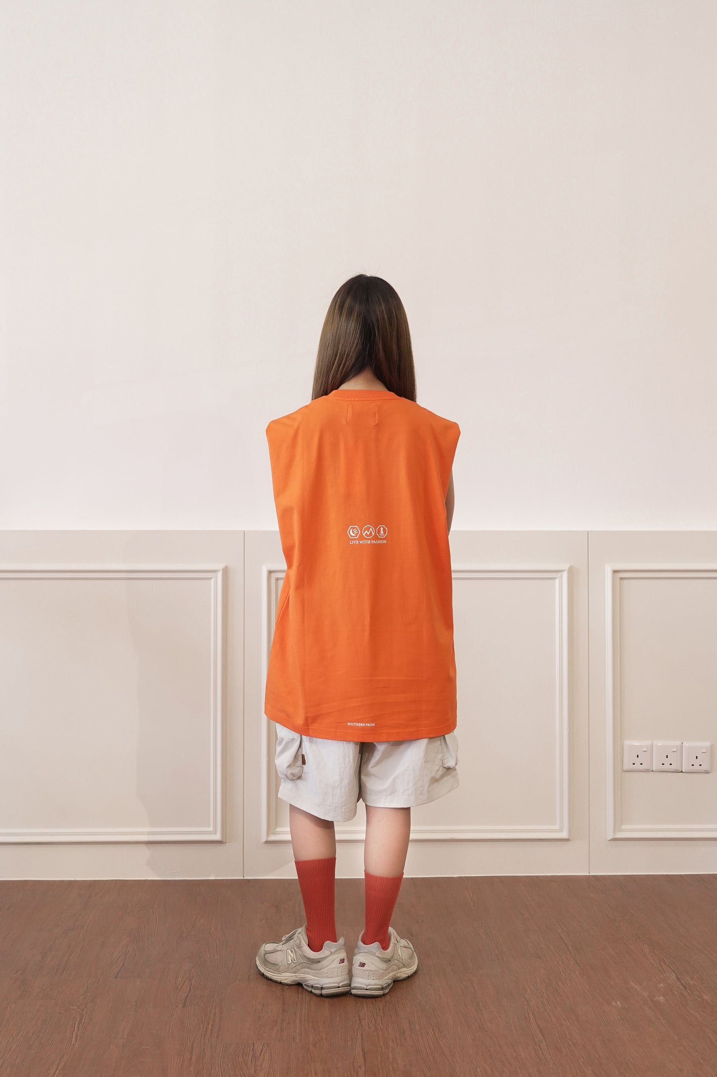 SLEEVELESS CTN TEE