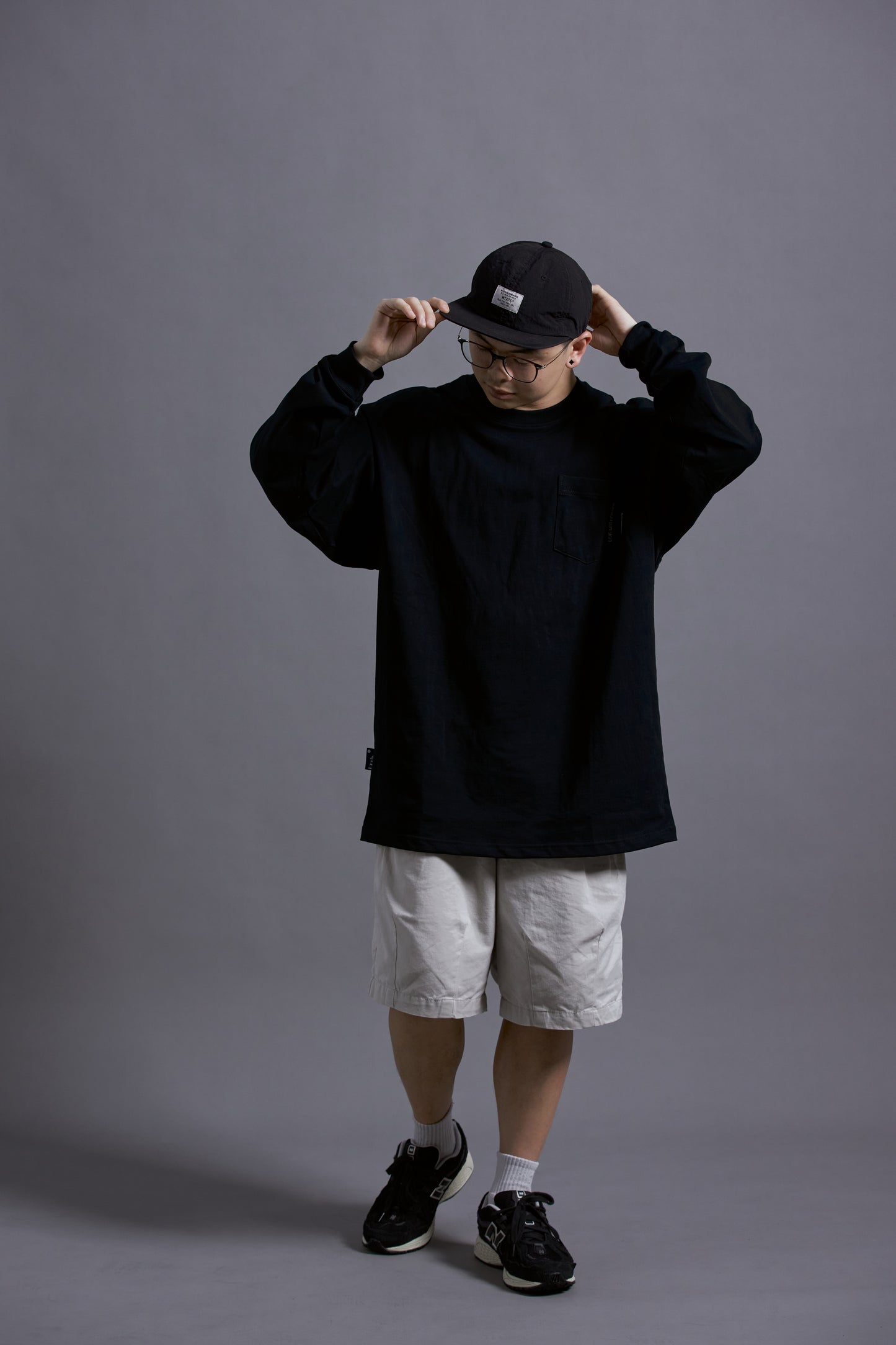 LWP EMBROIDERY POCKET L/S TEE (BLACK)