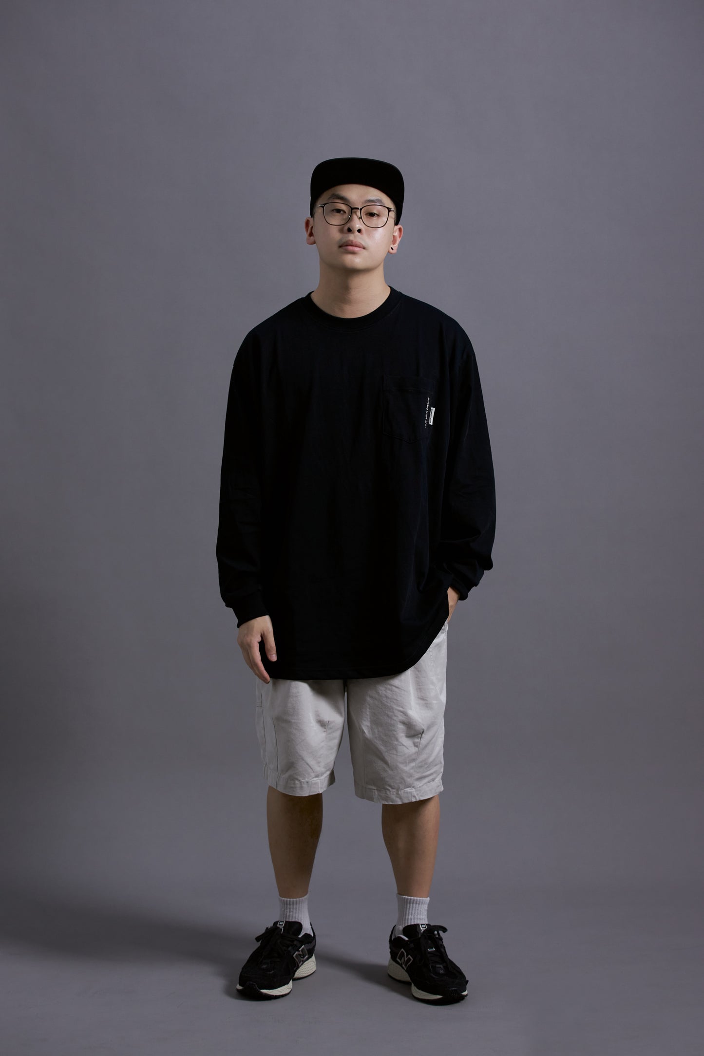 LWP EMBROIDERY POCKET L/S TEE (BLACK)