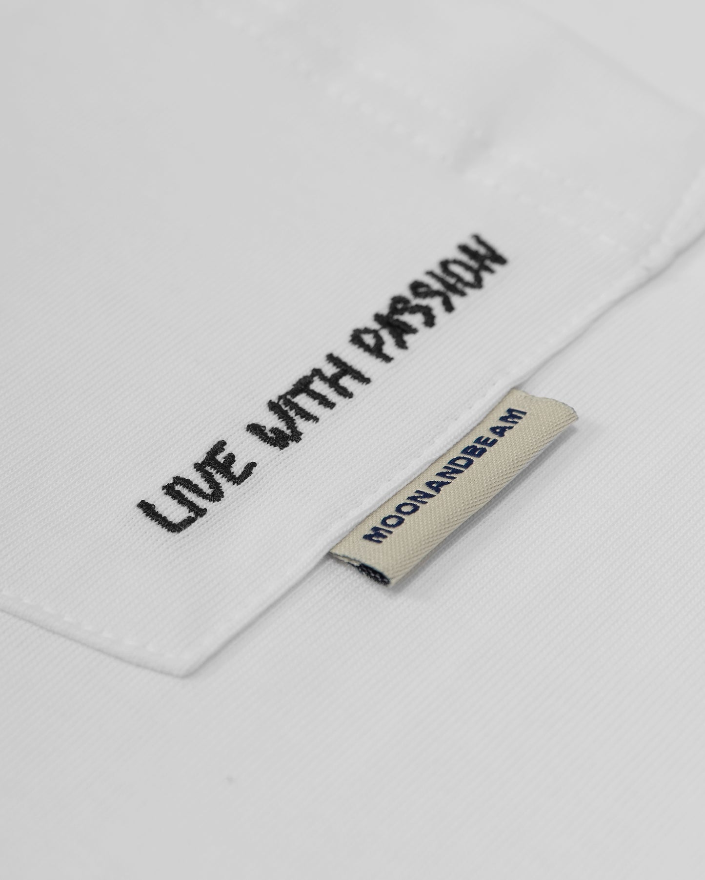 LWP EMBROIDERY POCKET L/S TEE (WHITE)